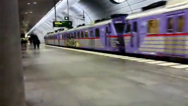 Running in Malmo, Sweden 4 (pågatåg öresundståg) смотреть онлайн