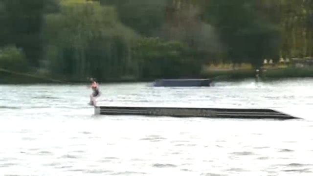Wake saison 2013 Off axis Muret et TNS смотреть онлайн