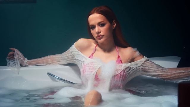 Gamze Karta - Sarı Laleler