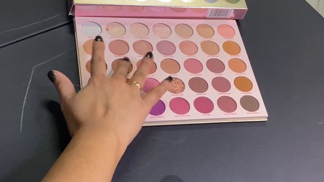 Morphe 35XO Natural Flirt Artistry Palette Swatch|| No Filter Swatch||