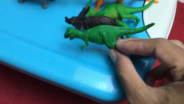 Hunting Found Jurassic World 2 T rex, Tiger, Leopart, Triceratops, Diloposaurus, Deer, Isanosaurus смотреть онлайн