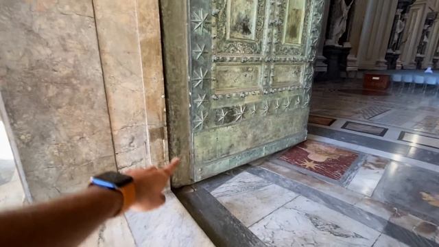 LAS PUERTAS QUE ATRAVESARON LOS EMPERADORES DE ROMA | Bronce romano en San Juan de Letrán смотреть онлайн