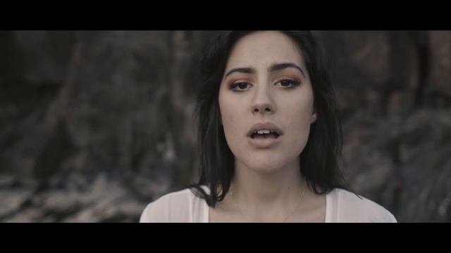 Ankur- I Am feat. Celia Burns (Music Video) смотреть онлайн