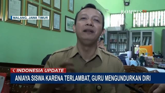 Video Aniaya Siswa Karena Terlambat Viral, Guru Agama di Malang Mengundurkan Diri смотреть онлайн