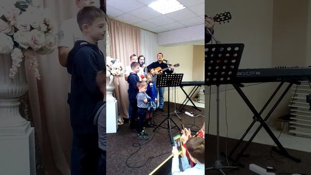 Християнський спів сім'ї, Гульчука Миколи. смотреть онлайн