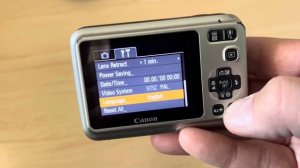 Canon PowerShot A495 retro old digital camera photo test