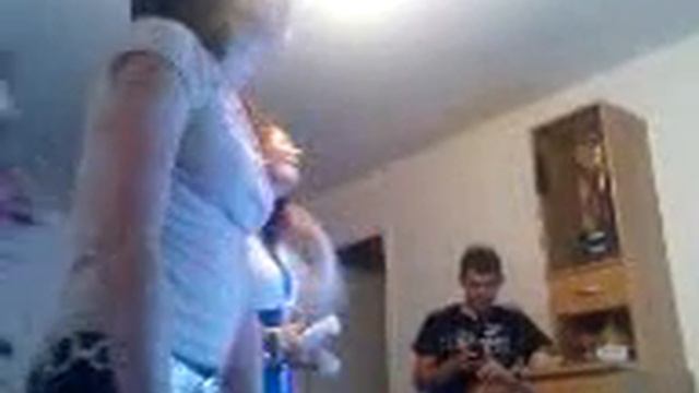 Ema-77 Vs Lodie13 wii sport смотреть онлайн