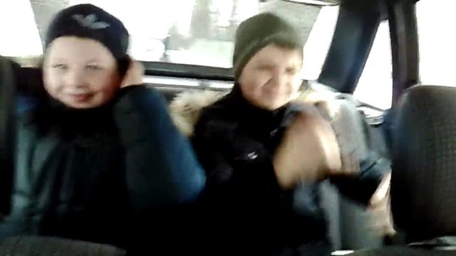 Димка идет в отрыв)