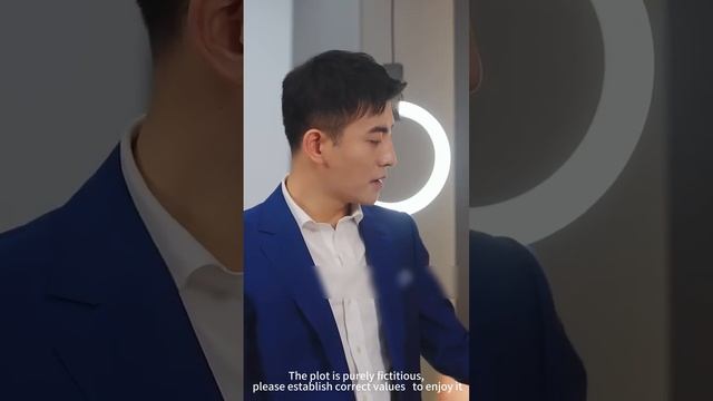 一口氣看完！總裁把灰姑娘當成小三的移動血庫，懷著孕還逼她輸血，怎料到頭來卻發現她才是當年救了他的白月光，總裁腸子悔青跪著求原諒，一切都晚了！【總裁大人的囚婚佳人】全集 #短剧 #情感 #爱情 #反转 смотреть онлайн