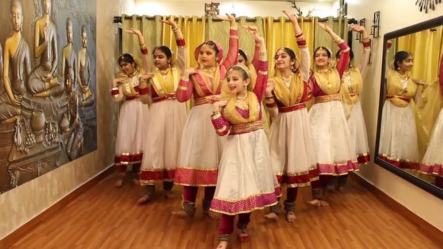 Saraswati Vandana | Kathak Sargam | Lata Mangeshkar | Danspiration | Rupa Bhattacharyya смотреть онлайн