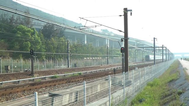 [HD] The MTR Tung Chung Line Rotem Train at Sunny Bay Station смотреть онлайн