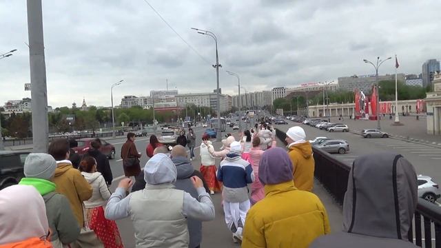 2024 05 12 Харинама.Парк Культуры 1/2.Harinama in Russia. Gaura Kripa & Harinama Moscow.Park Kultur смотреть онлайн