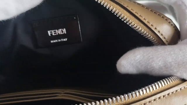 FENDI CAMERA CASE UNBOXING смотреть онлайн