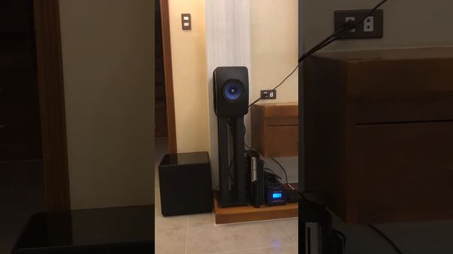 KEF LS50 Wireless sound demo смотреть онлайн