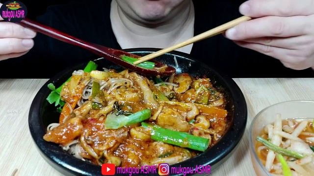 #165_ASMR 먹방;) 매운 오징어 닭갈비 & 메밀국수 | EATING SOUNDS | KOREA FOOD смотреть онлайн