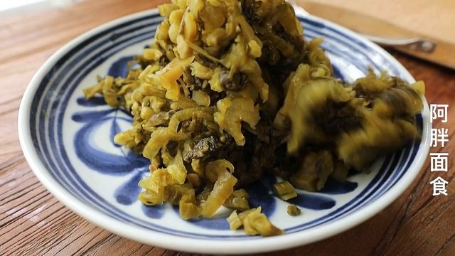 牛肉这样做太香了，不用炒不用煎，滑嫩入味，上桌瞬间被扫光！【阿胖面食】 смотреть онлайн