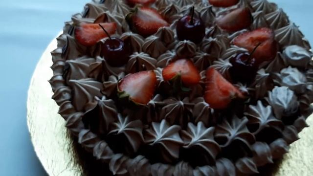 Шоколадный тарт с фруктовым декором смотреть онлайн