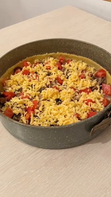 Киш с курицей и грибами смотреть онлайн