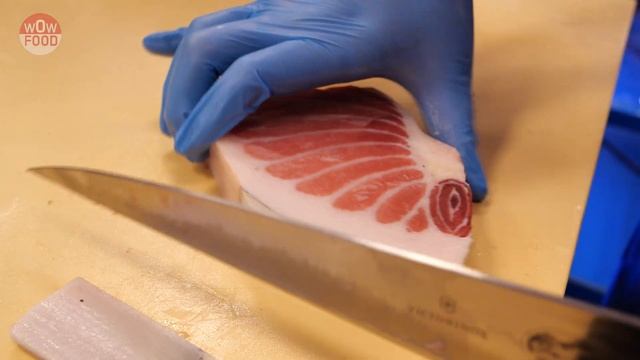 노량진에 참치뱃살을 싸게 파는 횟집이 있다고? / 참치광어 모둠회/ 냉동참치 해동/How to prepare Frozen Tuna/Sashimi/ほんまぐろ смотреть онлайн