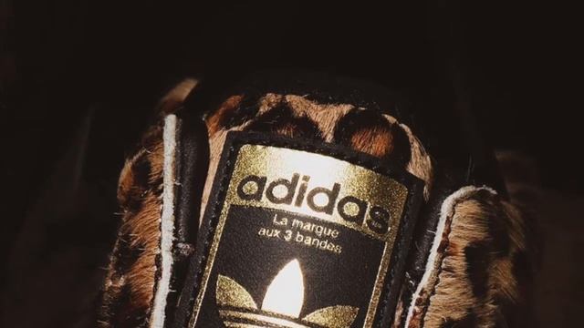 atmos x adidas Superstar смотреть онлайн