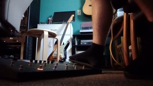 First time using a Helix (Studio recording) смотреть онлайн