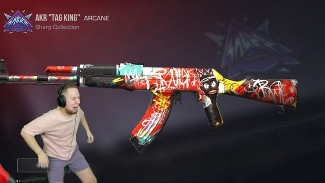 Тик так танцует танцует под песню грибы😂