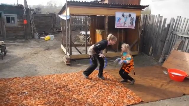 3. Кузбасский цирк - Елена Бесбашная и Тигруля