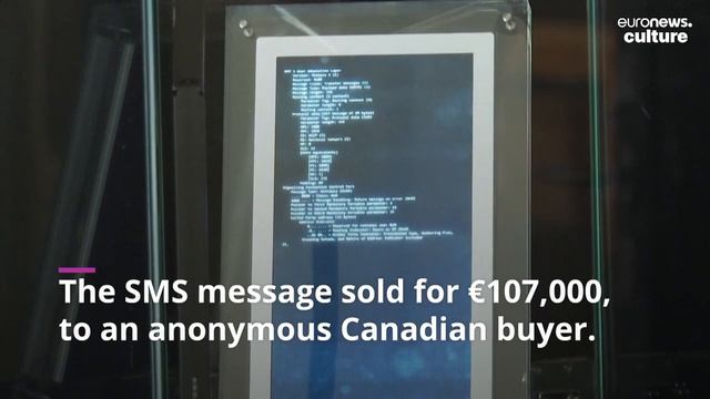 'Merry Christmas': World's first SMS sells for €107,000 at NFT auction смотреть онлайн