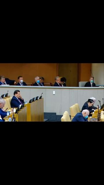 "В НАШЕЙ СТРАНЕ ПРОЦВЕТАЕТ БЕДНОСТЬ, НО ПОМОГАЕМ ОЛИГАРХАМ!" ДЕПУТАТ НЕ СМОГ СДЕРЖАТЬ ЭМОЦИЙ #Short смотреть онлайн