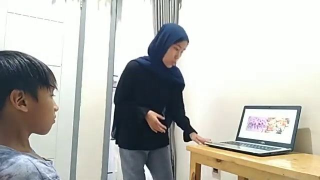 Bilingual Teaching | Fungi Classification | Annis Tasya Mutiah 1304619052 смотреть онлайн