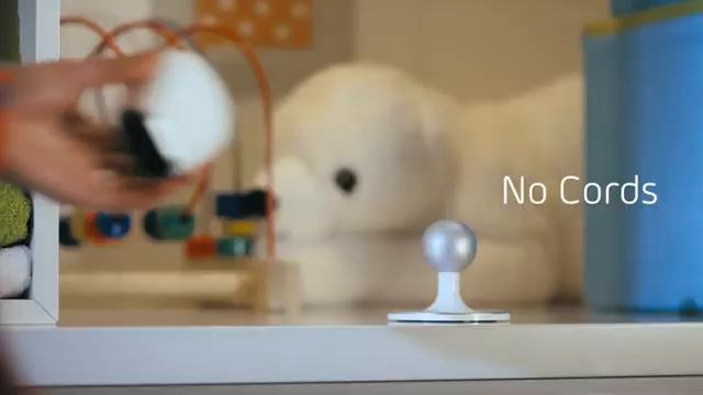 ++ Arlo Q - 1080p HD Security Camera with Audio and Free Cloud Storage (VMC3040) смотреть онлайн