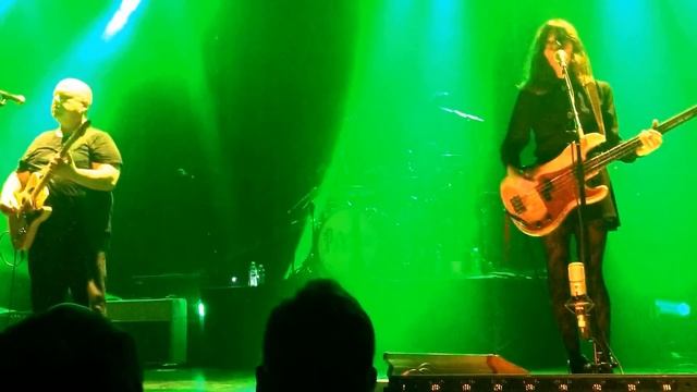 Pixies - Gouge away (Live at the NorVa) 13 May 2015 смотреть онлайн