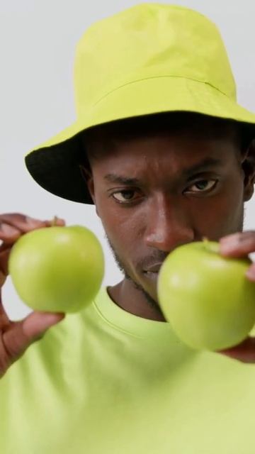 super market fruit selection healthy food.shorts.супер маркет выбор фруктов здоровое питание. смотреть онлайн