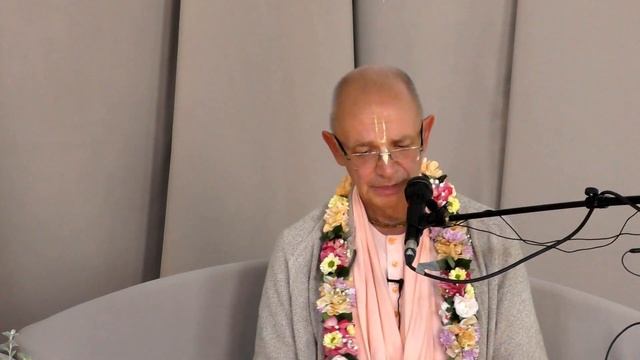 Лекция ЕС Шрилы Бхакти Вигьяна Госвами Махараджа от 28/08/2021 в центре на Нагорной смотреть онлайн