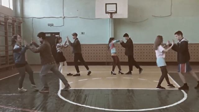 Видеопоздравление от учащихся 10А класса смотреть онлайн