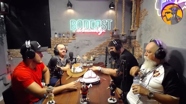 PILILIU DISSE QUE IA SUBIR NA MESA PRA DAR NA CARA DO VEIO | BODCAST смотреть онлайн