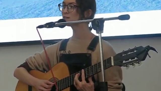 Ольга Кориэлл «Если бы голуби кукарекали» (концерт гитарной поэзии 27.03.22)