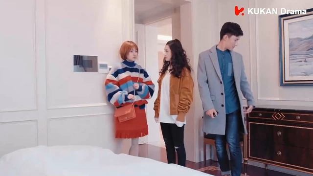 【劇場版】EP05：灰姑娘與富家千金在宴會意外撞衫，還和霸總一起跳舞，千金小姐嫉妒瘋了 | 海上繁花 Tears In Heaven | 竇驍 李沁 張雲龍 | KUKAN Drama смотреть онлайн