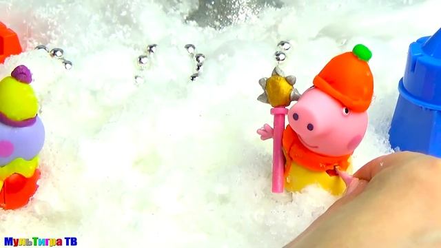 Свинка Пеппа Играет в Снежки!! Пеппа Мультик на Русском Новые Серии смотреть онлайн