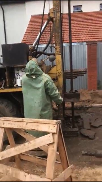 Бурение скважины на первый песок. смотреть онлайн