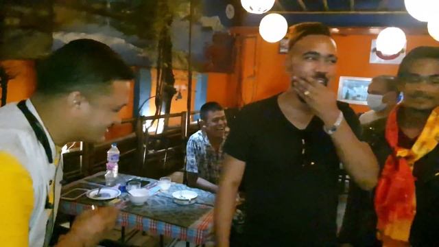 करिस्मा ढकाललाई पाउन बालचन्द्र र सितारामको भिडन्त ! Live Dohori, Karishma Dhakal, Balchandra,sitara смотреть онлайн