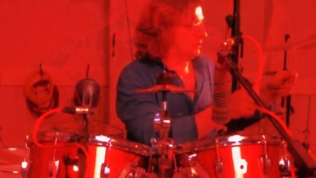 KING CRIMSON RED COVER
Евгений КУЗНЕЦОВ - барабаны смотреть онлайн