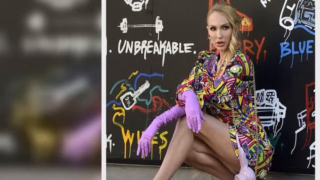 Christine Quinn Commands Attention In A Leggy Moschino Dress And Pink Gloves As She Puts On A Typic