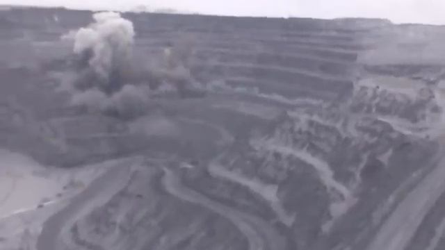 Кумтор,взрывы.