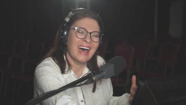 Ветер, ветер...Luda Gogolinski смотреть онлайн