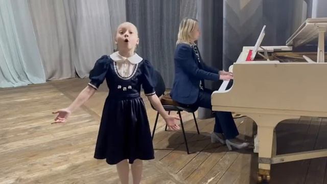 Белявская Юлия; муз.В.А.Моцарта русский текст Т.Сикорской «Весенняя» смотреть онлайн