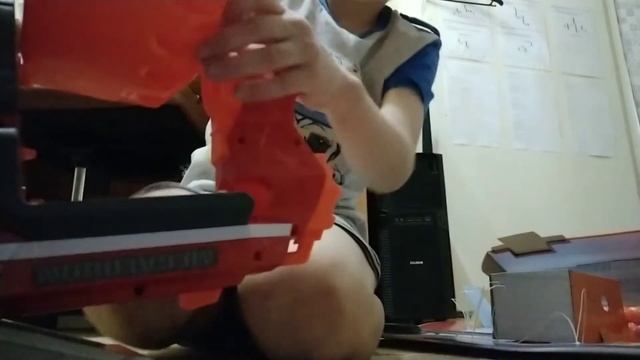 Новый Nerf мегалодон смотреть онлайн