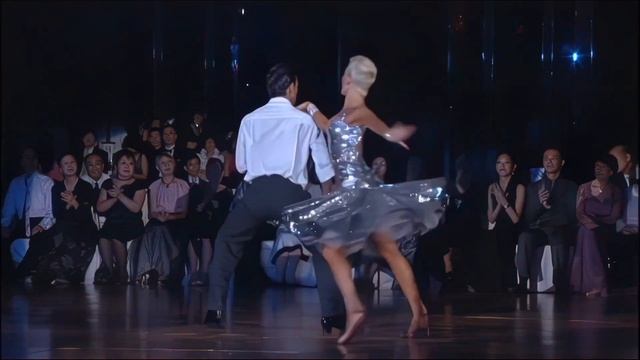 2011 Michael Malitowski and Joanna Leunis Jive смотреть онлайн