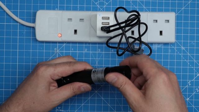 LED Torch With Power Bank: Livarno Lux смотреть онлайн