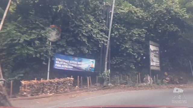 wajib mampir!! KRISNA OLEH OLEH & PABRIK PIE SUSU DHIAN смотреть онлайн